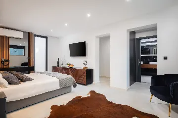 Modern 4-Bedroom Villa with Pool in Hvar