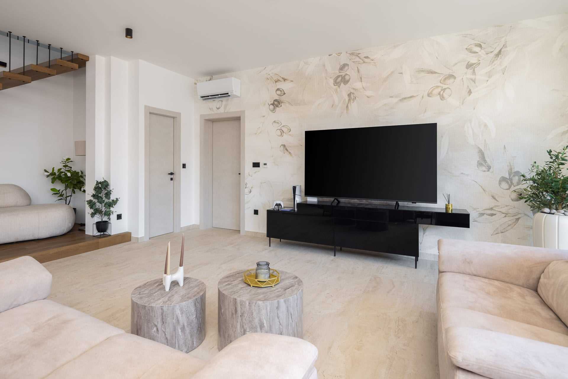 Luxury Villa Baronessa with Pool II