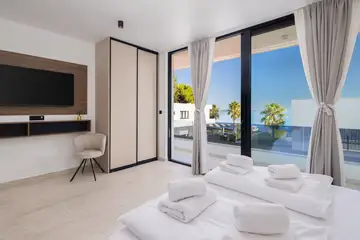 Coastal Retreat Villa with Pool, Kaštel Stari