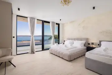 Coastal Retreat Villa with Pool, Kaštel Stari