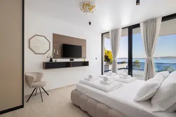 Coastal Retreat Villa with Pool, Kaštel Stari