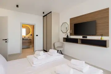 Coastal Retreat Villa with Pool, Kaštel Stari