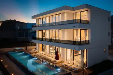 Coastal Retreat Villa with Pool, Kaštel Stari