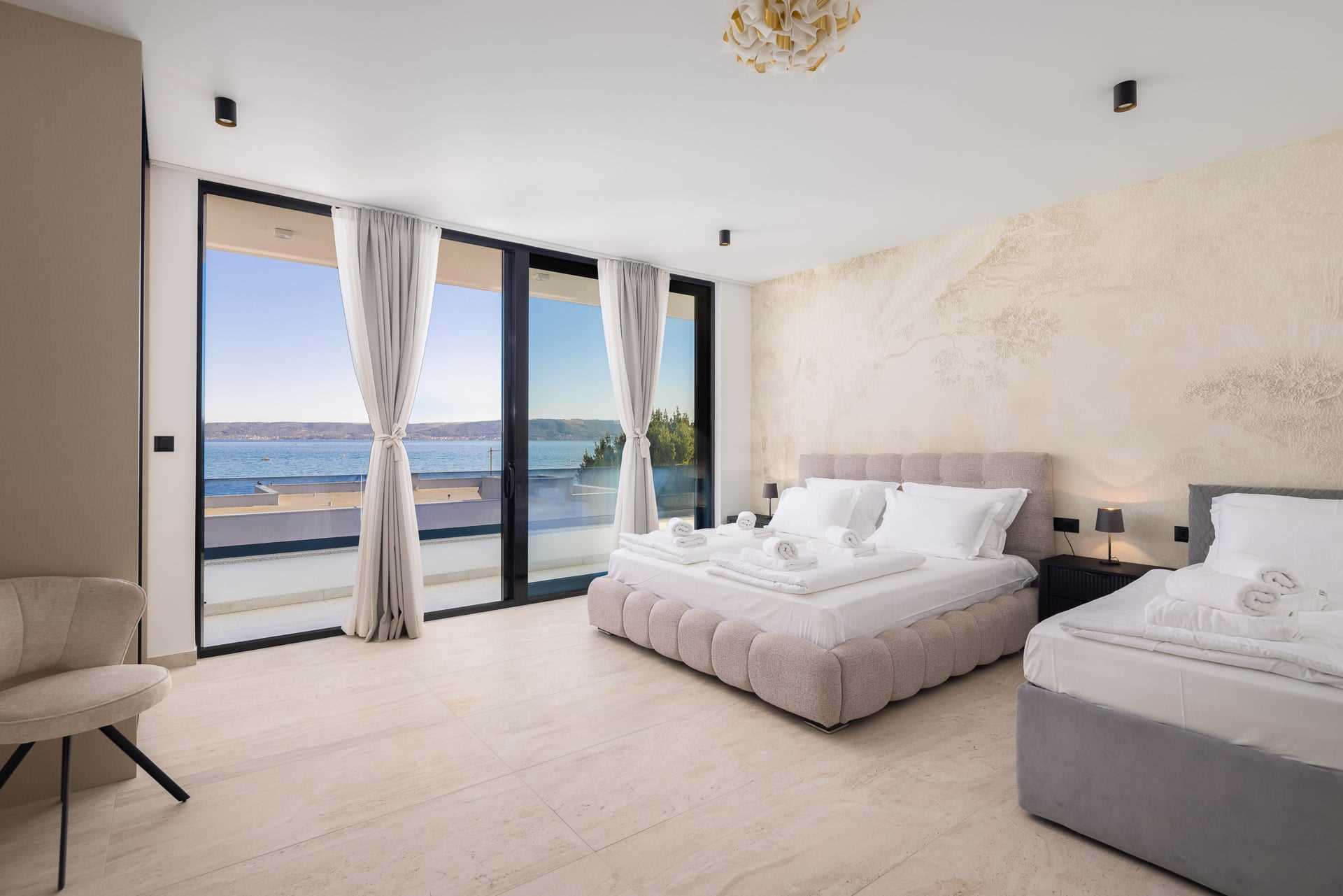 Luxury Villa Baronessa with Pool II