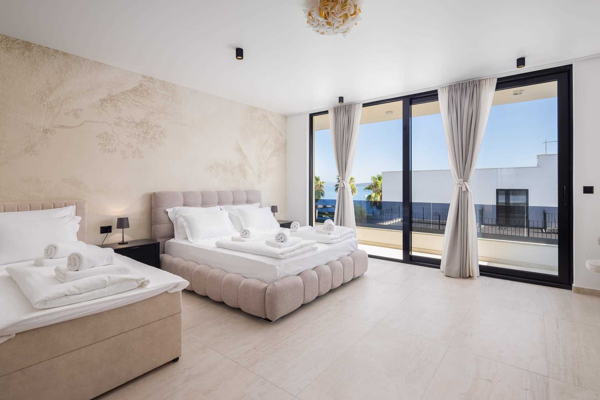 Luxury Villa Baronessa with Pool II