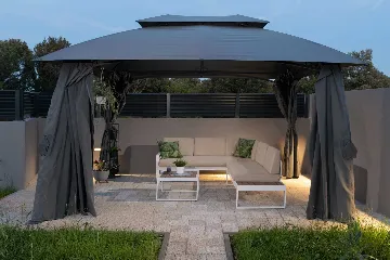 Contemporary Villa Retreat with Pool near Nin