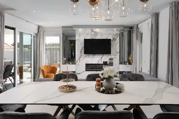 Contemporary Villa Retreat with Pool near Nin