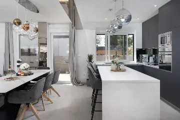 Contemporary Villa Retreat with Pool near Nin