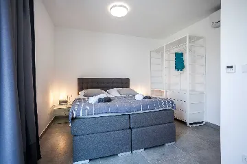 Contemporary Seafront Villa with Pool in Vela Luka