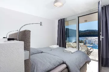 Contemporary Seafront Villa with Pool in Vela Luka