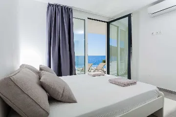 Contemporary Seafront Villa with Pool in Vela Luka