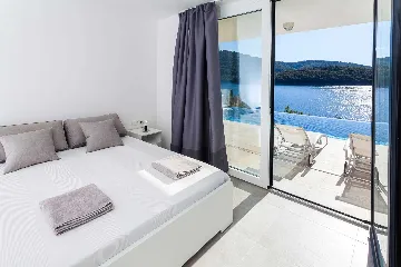 Contemporary Seafront Villa with Pool in Vela Luka