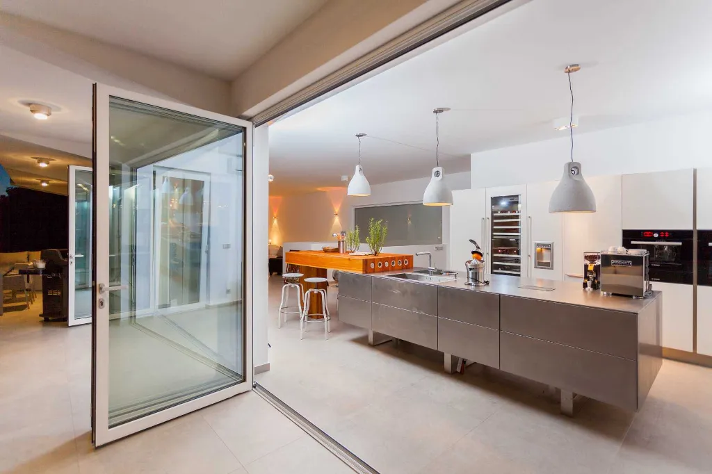 Contemporary Seafront Villa with Pool in Vela Luka