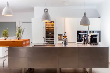 Contemporary Seafront Villa with Pool in Vela Luka