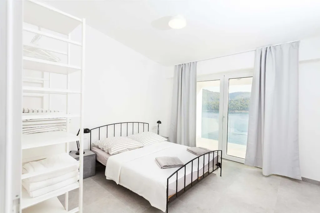 Contemporary Seafront Villa with Pool in Vela Luka