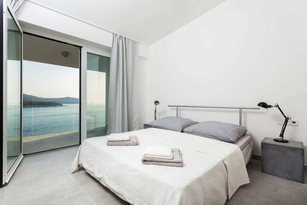 Contemporary Seafront Villa with Pool in Vela Luka