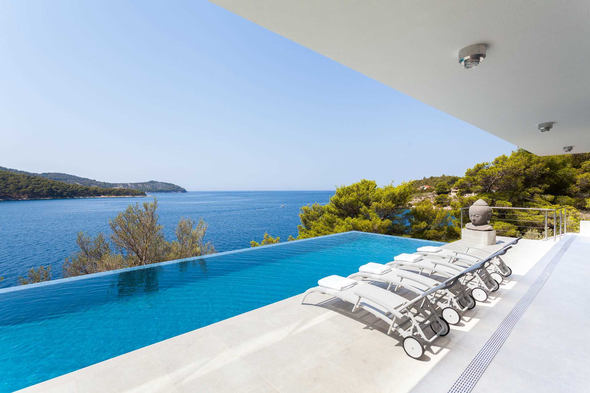 Image of Beachfront Villa Modus Vivendi with Pool