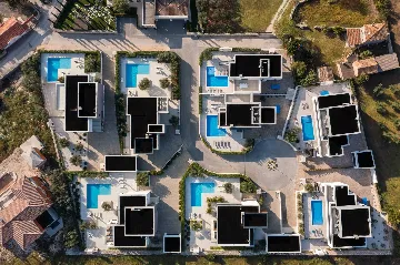 Spacious Villa with Pool and Sauna near Pula