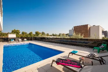 Spacious Villa with Pool and Sauna near Pula