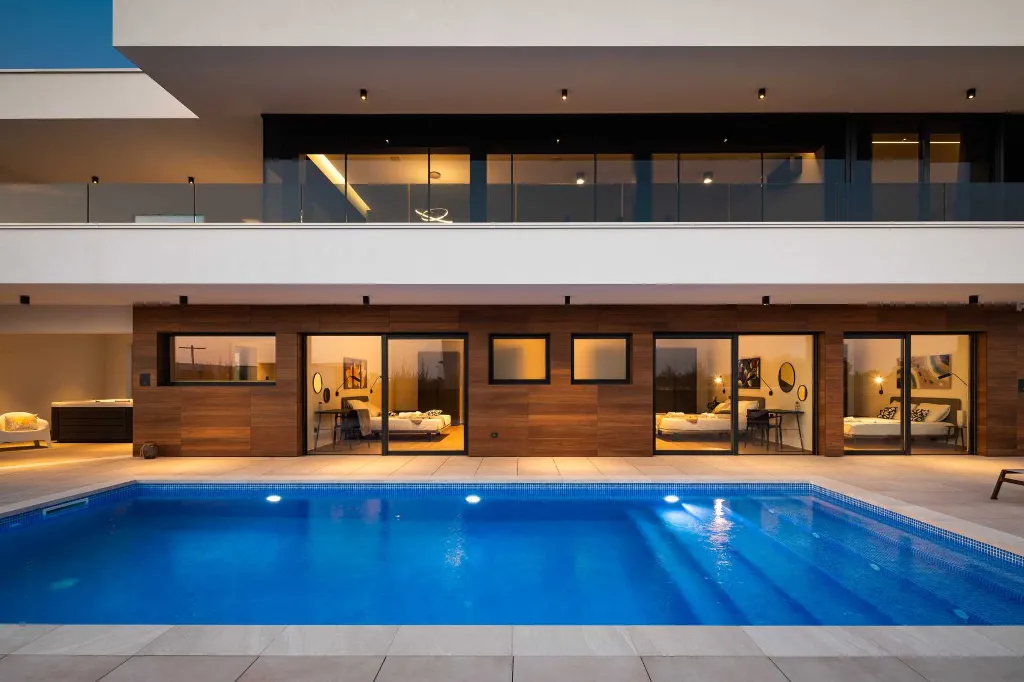 Spacious Villa with Pool and Sauna near Pula