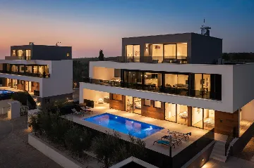 Spacious Villa with Pool and Sauna near Pula