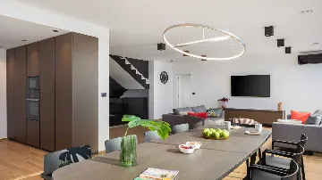 Spacious Villa with Pool and Sauna near Pula