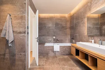 Spacious Villa with Pool and Sauna near Pula