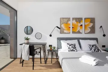 Spacious Villa with Pool and Sauna near Pula