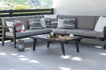 Modern 5-Bedroom Villa With Pool in Plat, Croatia