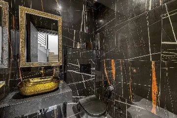 Modern 5-Bedroom Villa With Pool in Plat, Croatia