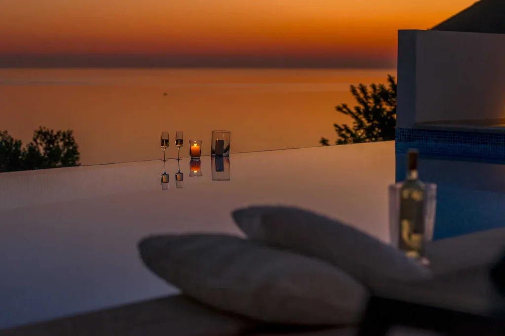 Modern 5-Bedroom Villa With Pool in Plat, Croatia