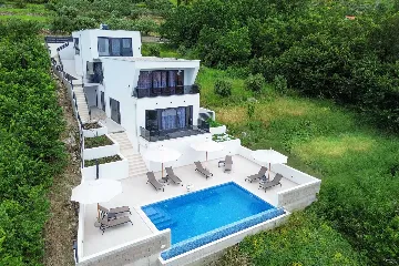 Modern 5-Bedroom Villa With Pool in Plat, Croatia