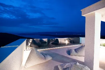 Modern Villa with Heated Pool in Stari Grad