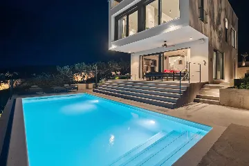 Modern Villa with Heated Pool in Stari Grad