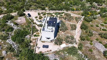 Modern Villa with Heated Pool in Stari Grad