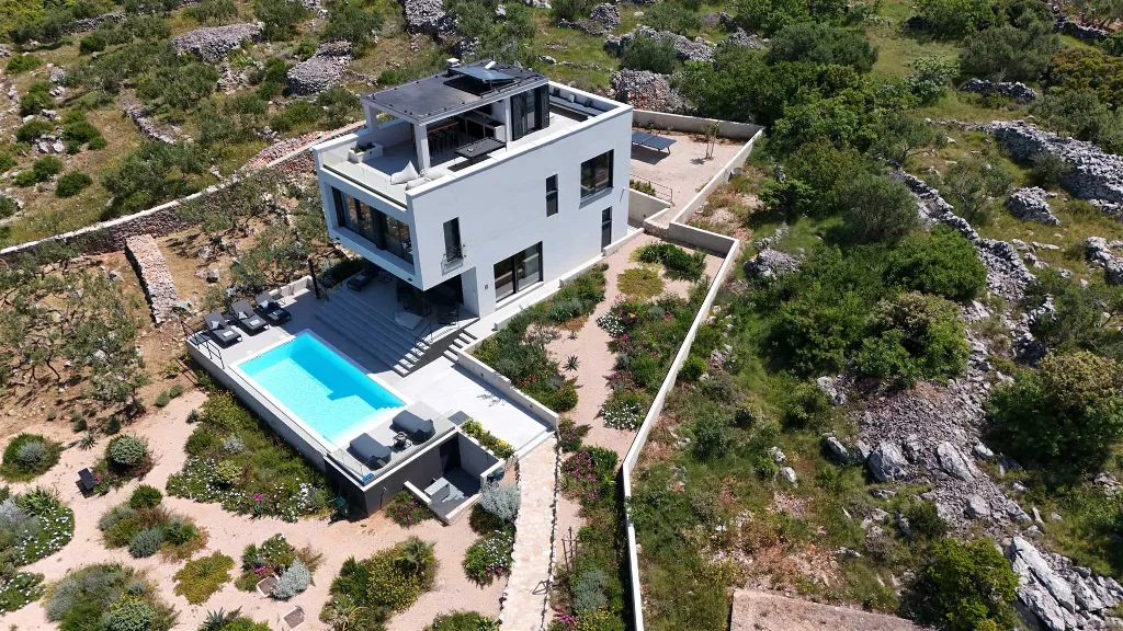 Modern Villa with Heated Pool in Stari Grad