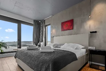 Modern Villa with Heated Pool in Stari Grad