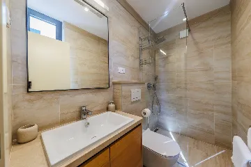 Contemporary Pool Villa in Sutivan