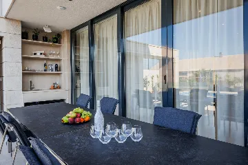 Contemporary Pool Villa in Sutivan