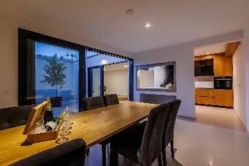 Contemporary Pool Villa in Sutivan