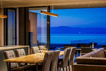 Contemporary Pool Villa in Sutivan