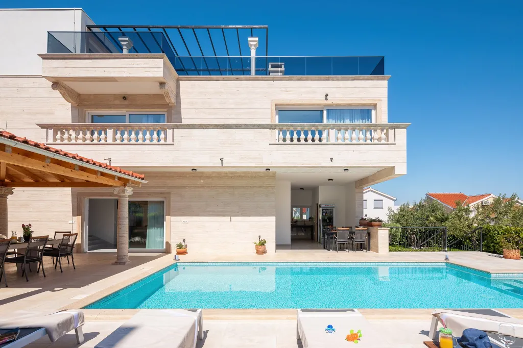 Spacious Family Villa with Pool in Vodice