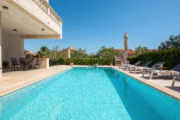 Spacious Family Villa with Pool in Vodice
