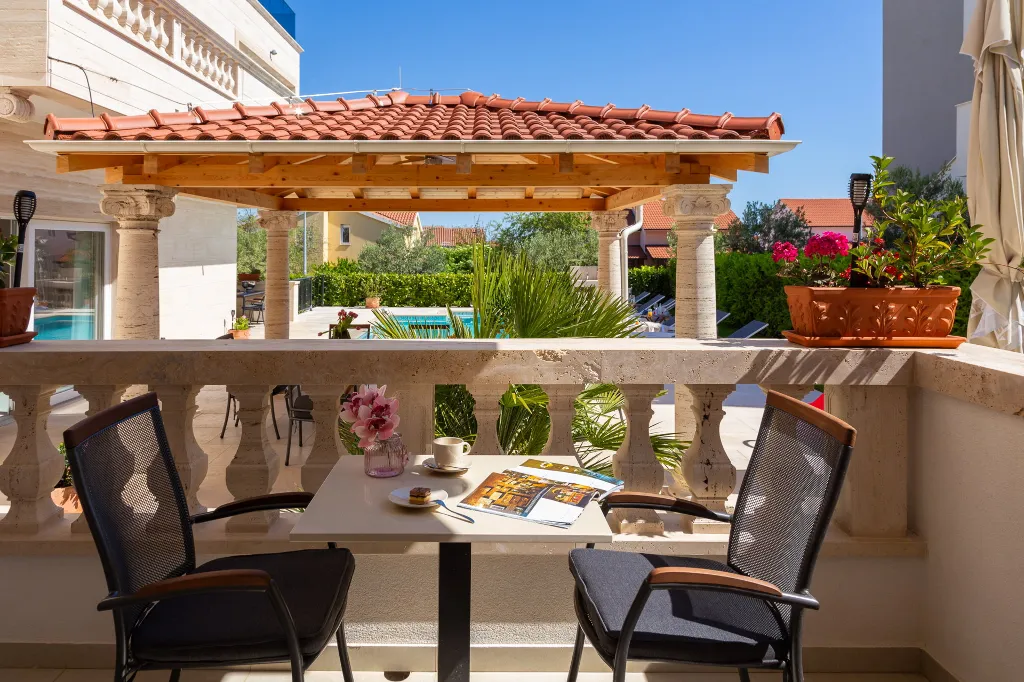 Spacious Family Villa with Pool in Vodice