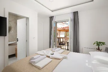 Spacious Family Villa with Pool in Vodice