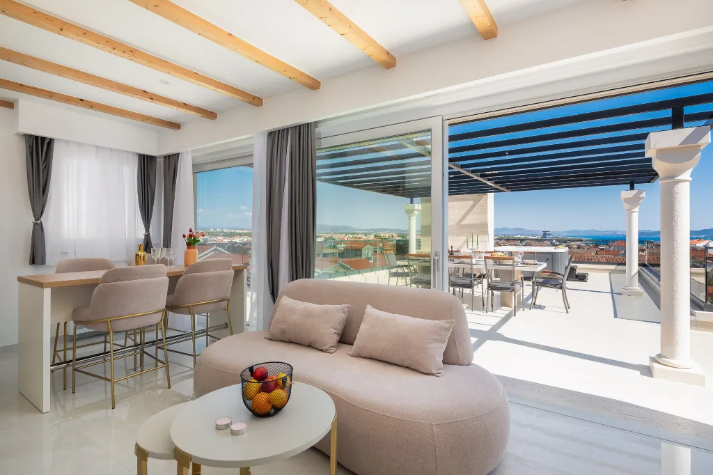 Spacious Family Villa with Pool in Vodice