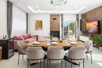 Spacious Family Villa with Pool in Vodice