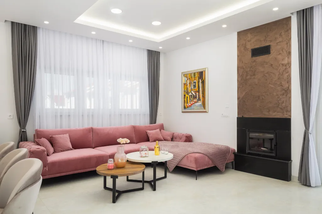 Spacious Family Villa with Pool in Vodice