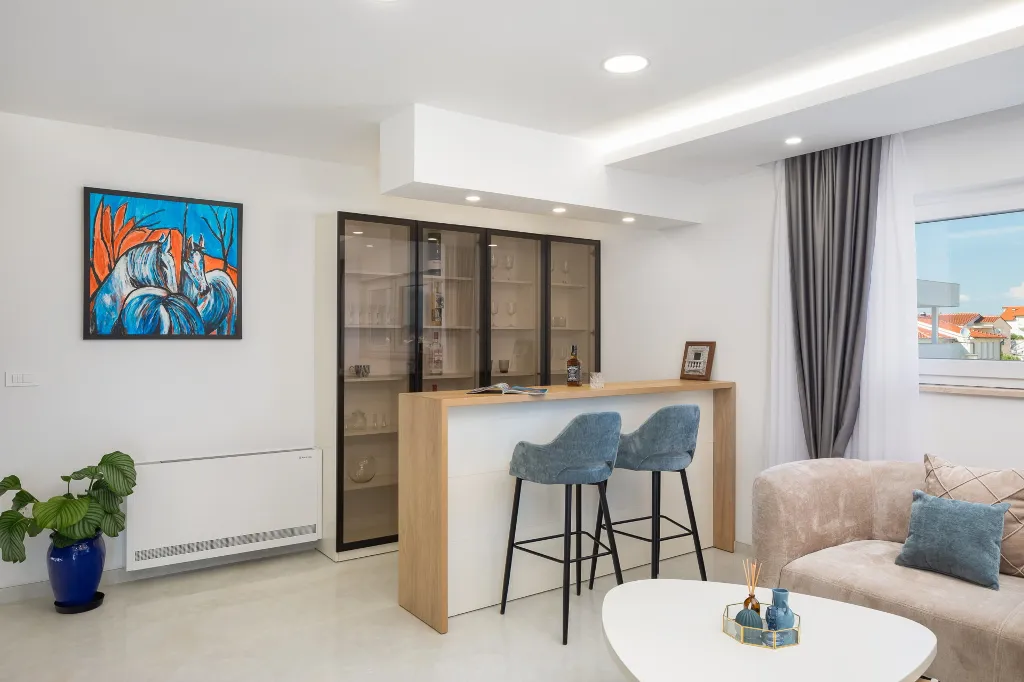 Spacious Family Villa with Pool in Vodice