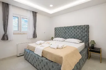 Spacious Family Villa with Pool in Vodice